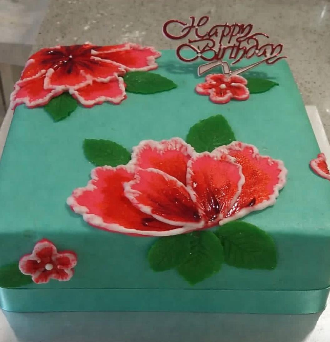 1- Tier Square Batik Design Cake - 1KG